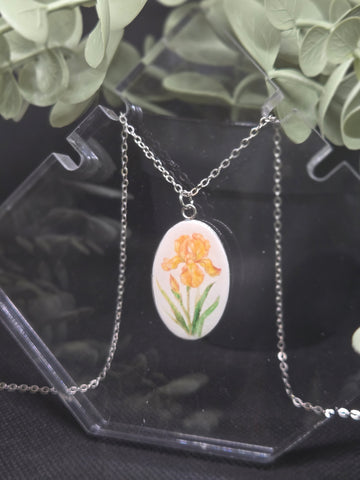 Cameo Pendant Necklace Orange