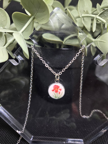 Cameo Pendant Necklace round Red