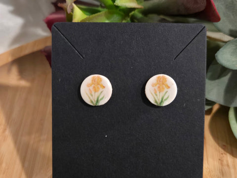 Iris Cameos Earrings "Yellow"